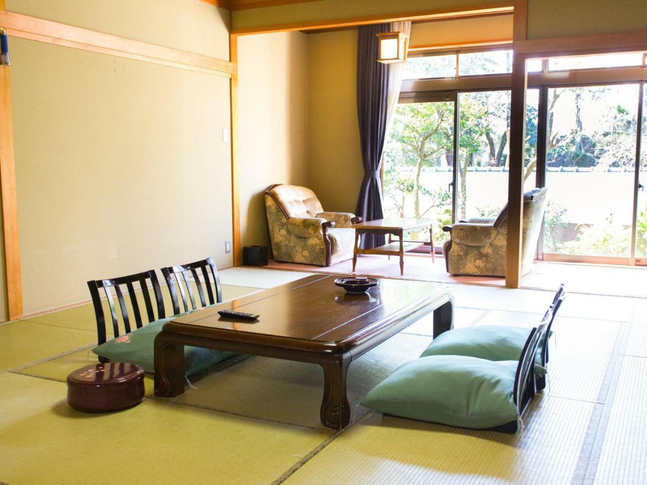 ホテル 月岡温泉　美の湯　風鈴屋 新潟市 エクステリア 写真